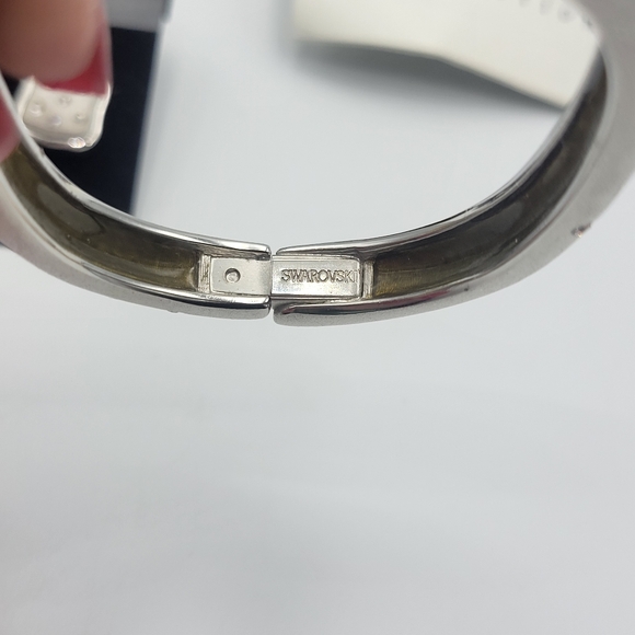 Vintage Swarovski Jewelers Collection Silver tone Clamp Bangle and Earring set - Picture 9 of 10